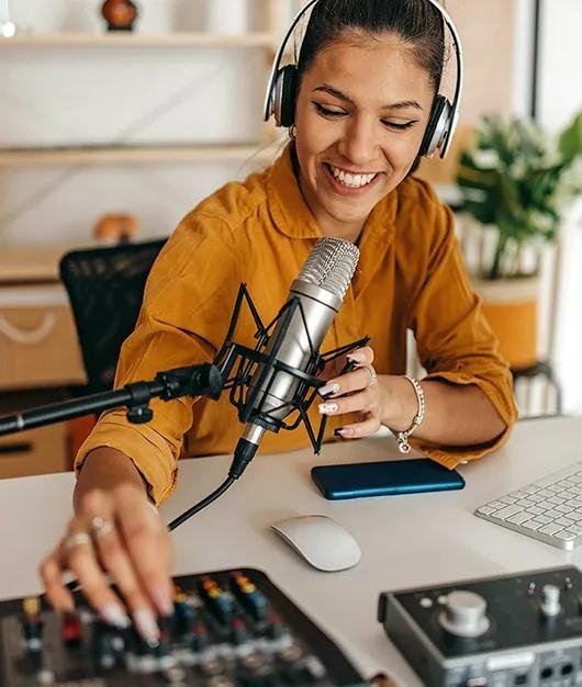 Podcastando